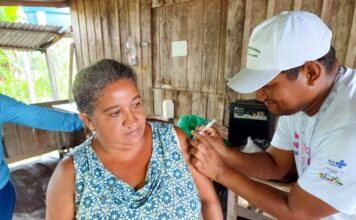 Prefeitura de Parintins alerta população para atualização da vacinação contra Influenza e Covid-19