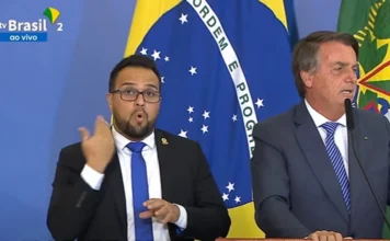 REVOLUÇÃO BANCÁRIA: Pix foi lançado oficialmente no dia 16/11/2020 na gestão de Jair Messias Bolsonaro e agora é alvo de Trump e do mundo
