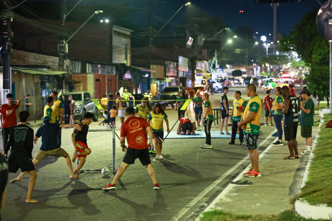 040726---prefeitura-de-manaus-realiza-faixa-liberada-no-bairro-jorge-teixeira_55373820002_o