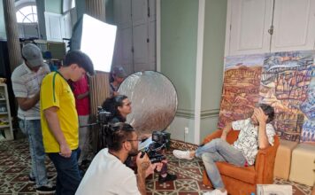 Cinema de Arte exibe documentário sobre a trajetória do artista amazonense Otoni Mesquita no Cineteatro Guarany