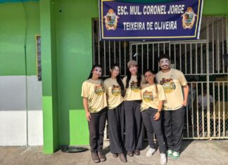 Missão Plano Perfeito: espetáculo leva educação ambiental para escolas de Manaus