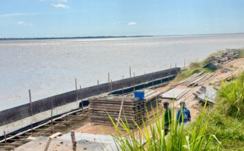 Obra do Muro de Arrimo atinge 85% de conclusão em Parintins