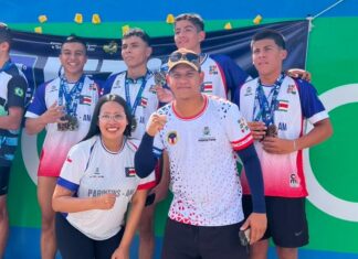Natação de Parintins faz campanha histórica nos Jogos Escolares do Amazonas com conquista de 8 medalhas