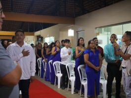 Escola Luz do Saber promove formatura de 30 estudantes da Educação de Jovens e Adultos em Parintins