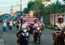 Atletas medalhistas ganham as ruas de Parintins em festa pela conquista de 30 medalhas