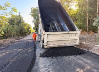Prefeitura de Manaus aplica 120 toneladas de asfalto e transforma trechos do ramal do Brasileirinho, na zona Leste