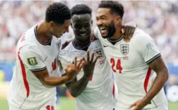 INGLATERRA ATROPELA FRANÇA EM JOGO HISTÓRICO DE 10 GOLS E GARANTE O TERCEIRO LUGAR