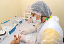 Oferta de teste rápido, vacinação e preservativos é intensificada pela Prefeitura de Manaus em campanha contra Hepatites Virais