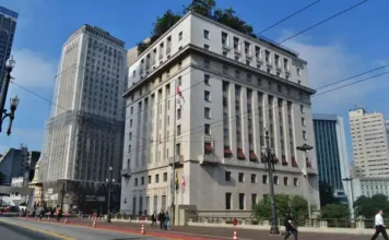 Prefeitura de SP autoriza concurso público para 4,5 mil profissionais da educação