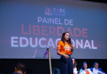 Débora Menezes participa do Congresso Amazônico de Educação Cristã e reafirma defesa da autonomia das famílias na formação dos filhos