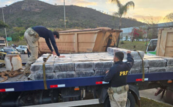 PRF apreende quase 2 toneladas de maconha avaliadas em aproximadamente R$ 2 milhões na BR-262