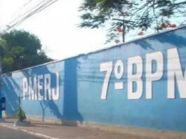 Sargento da PM é presa após agredir e cortar cabelo da filha com faca
