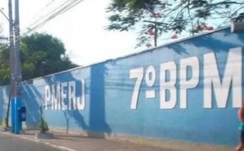Sargento da PM é presa após agredir e cortar cabelo da filha com faca
