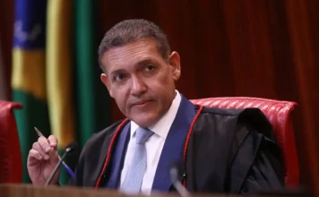 Urna eletrônica é patrimônio da democracia, diz presidente do TSE