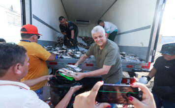 Prefeitura leva ‘Jaraqui da Gente’ ao Viver Melhor 4 e ao Educandos e garante a distribuição de 57 mil unidades de pescado para cerca de 4 mil famílias nas regiões