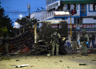 Caminhão-bomba explode na Colômbia poucos dias antes da posse do presidente