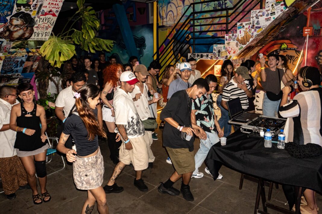 BAILE CHARME_ENCRUZILHADA BAR_FOTO PEDRO FÉLIX_1
