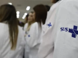 Saúde estende atuação de 676 médicos especialistas no SUS