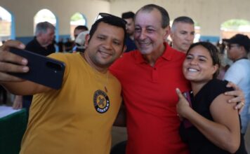 Em Itapiranga e Silves, Omar apresenta plano para regionalizar saúde, construir maternidades e hospital regional em Itacoatiara