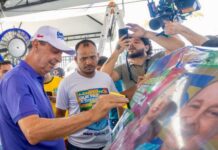 Omar inicia campanha ao governo ouvindo as pessoas em reuniões na capital e no interior