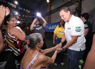 Adjuto Afonso destaca importância dos pequenos negócios em encontro com moradores do Nova Esperança