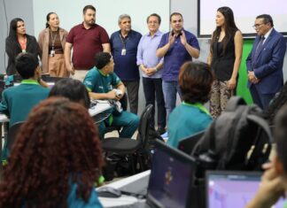 Roberto Cidade aposta em tecnologia e qualificação para preparar estudantes do Amazonas para o futuro