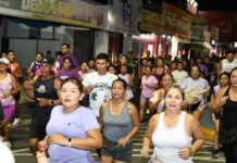 Corridão Noturno levanta a bandeira “Diga não à violência contra a mulher” pelas ruas de Parintins