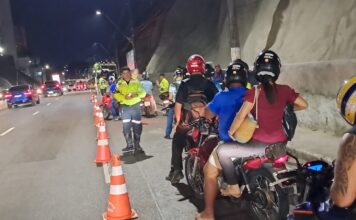 Operação da Prefeitura de Manaus remove das ruas veículos que ofereciam riscos à segurança