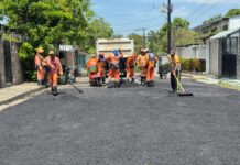 Prefeitura de Manaus atende solicitação de moradores e recupera trecho da rua Hortência, no Aleixo