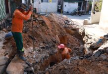 Prefeitura de Manaus recupera sistema de drenagem e desobstrui três caixas coletoras no bairro Santo Antônio
