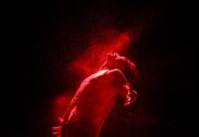 “Tom na Fazenda” ganha nova sessão gratuita nesta quinta (13) no Teatro ICBEU