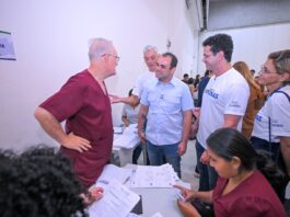 Roberto Cidade fiscaliza início dos mais de 5 mil atendimentos em saúde no Governo Presente