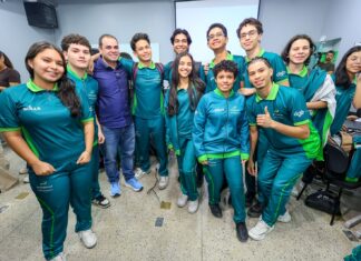 RUMO AO 2º TURNO: Roberto Cidade cresce nas pesquisas e reforça a aposta em Tecnologia e Inovação no Amazonas!