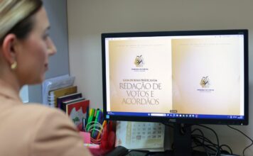 TCE-AM cria guia para tornar votos e acórdãos mais claros e acessíveis
