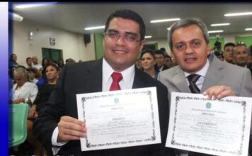 Carmona apresenta certidão que deixa de fora seis condenações no TCE-AM