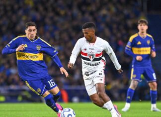 Ex-Palmeiras marca e São Paulo perde do Boca Juniors na Sul-Americana
