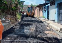 Prefeitura de Manaus recupera rua Buriti e melhora condições de tráfego no Monte das Oliveiras