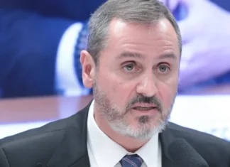 Mendonça afasta Andrei Rodrigues e escala guerra entre Ministros do STF