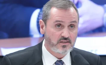 Mendonça afasta Andrei Rodrigues e escala guerra entre Ministros do STF