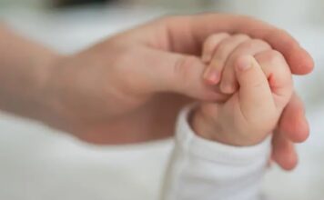 Absurdo: Bebê declarado morto é encontrado vivo no necrotério cinco horas depois