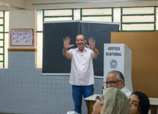 Omar vota e destaca experiência de gestão e busca de recursos para o Amazonas voltar a ser forte