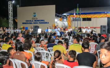 Prefeitura de Parintins entrega Escola Minervina Reis revitalizada na região do Zé Açu
