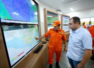 Bombeiros intensificam combate a incêndios após aumento de 540% nas ocorrências no Amazonas