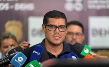 PC-AM prende mulher investigada por atrair idoso para roubo que terminou em morte em Manaus