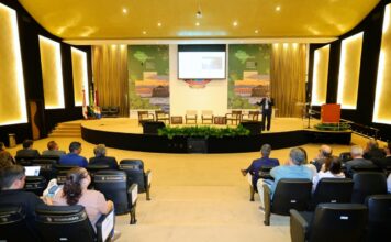 TCE-AM destaca particularidades das obras no Amazonas em seminário do TCU