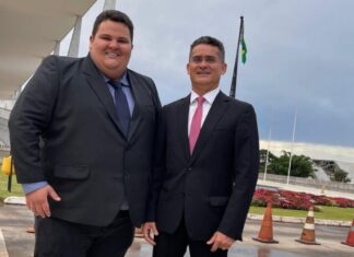 PREFEITO FANTOCHE”: Oposição acusa Renato Junior de exonerar 50 na Semsa para abrigar aliados de David Almeida