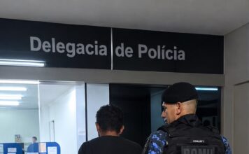Ronda Ostensiva Municipal (Romu), realizou a prisão de um indivíduo com dois mandados de prisão em aberto na zona Sul da capital