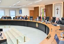 TCE-AM nega recurso e mantém multa de R$ 22 mil a ex-prefeito de Careiro
