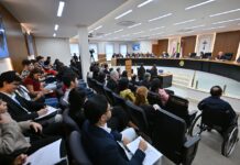 TCE-AM transfere julgamento das contas de David Almeida para dezembro